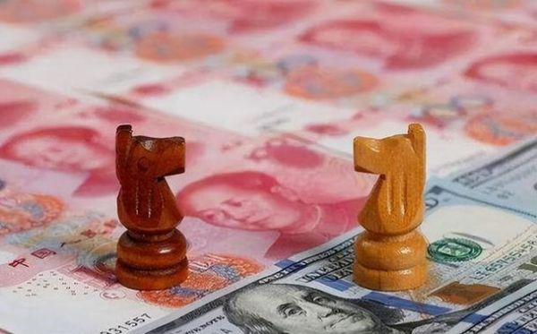 国际金融炒家，是怎样通过炒作冲击某地区的货币，从而获利的？狙击英镑如何获利