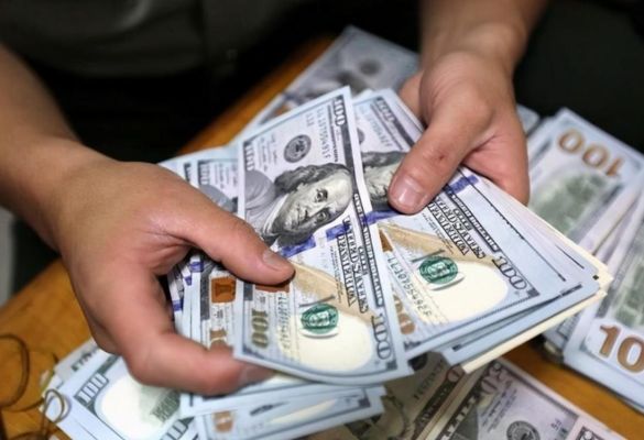 如何给国外公司汇美元？如何汇美金