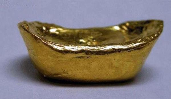 中国古代的一两黄金等与现在的多少黄金呀？中国黄金的黄金是如何算价钱