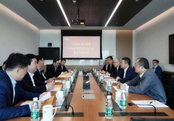 中国华润历任董事长？徐州期货公司地址