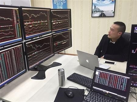 在期货公司做操盘手具体忙什么？有何前途？有何风险？从期货跳槽